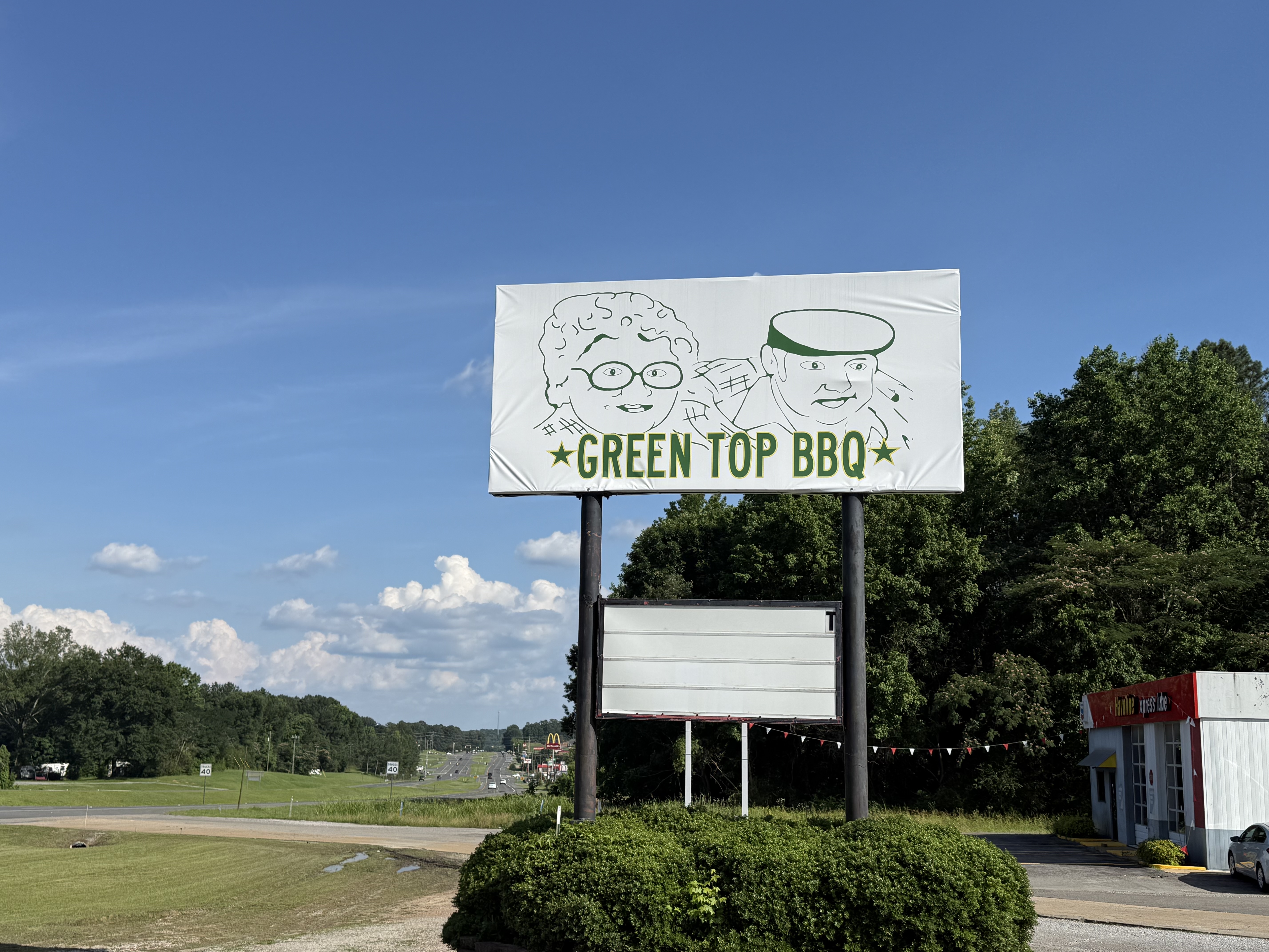 Green Top BBQ Sign