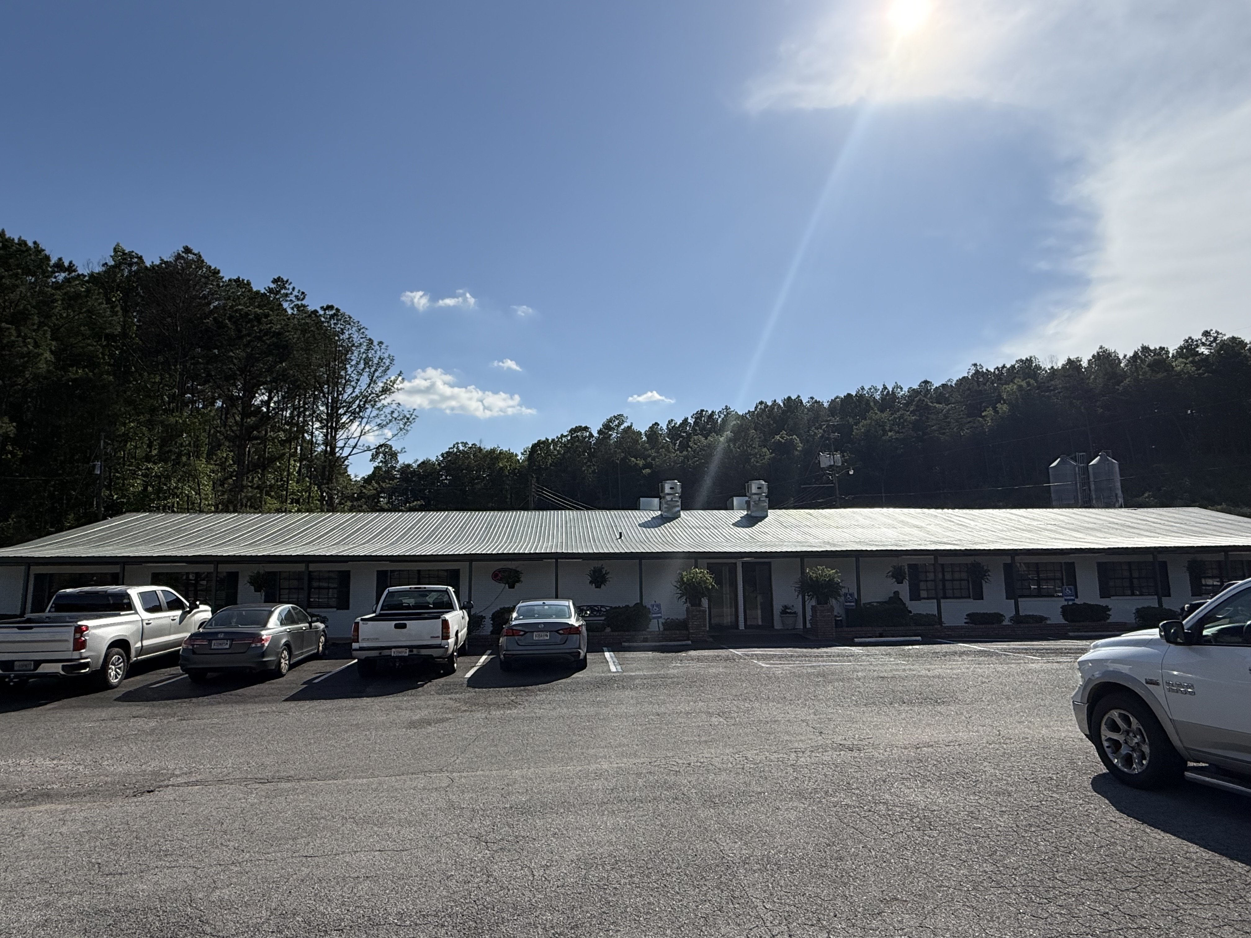 Green Top BBQ Exterior